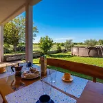 Ines In - Haus Fuer 4-5 Personen Barban