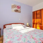 Ines In - Haus Fuer 4-5 Personen * Barban