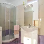 Ines In - Haus Fuer 4-5 Personen Vikendica Barban