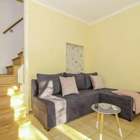 Holiday home Ines In - Haus Fuer 4-5 Personen Barban