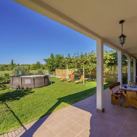 Holiday home Ines In - Haus Fuer 4-5 Personen Barban
