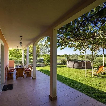 Ines In - Haus Fuer 4-5 Personen Holiday home *